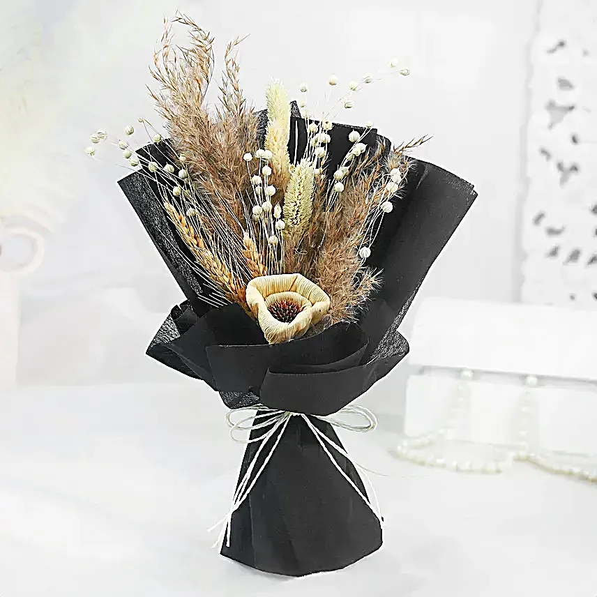 Rustic Dry Flower Ensemble