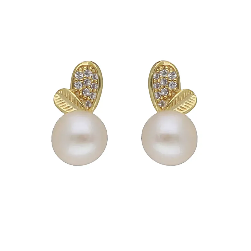 Timeless Pearl Drop Earrings