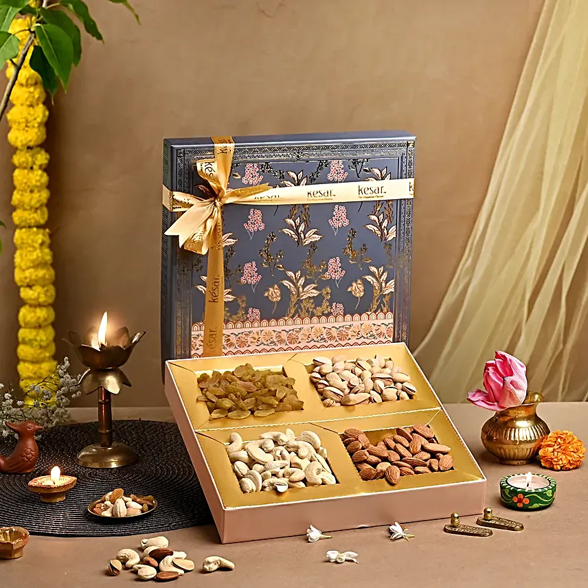 Diwali Crunch N Cheer Gift Box