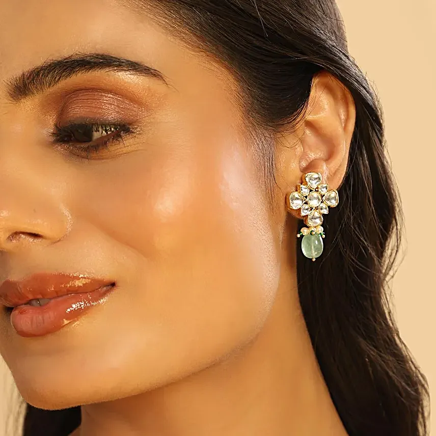 Nuyug 22K Gold Kundan Green Studs